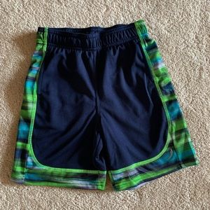 NWOT boys size 7 exertek